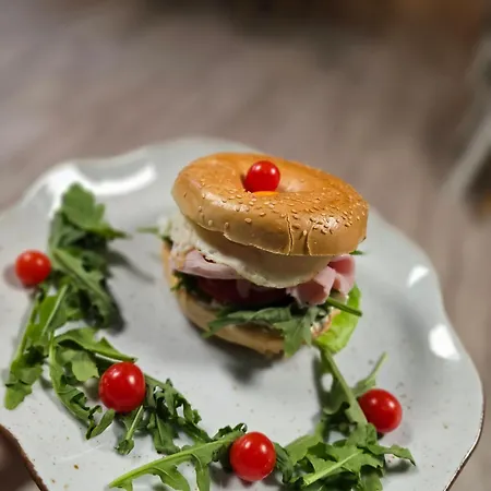 Ξενοδοχείο με διαμερίσματα Zielone Katowice 3*